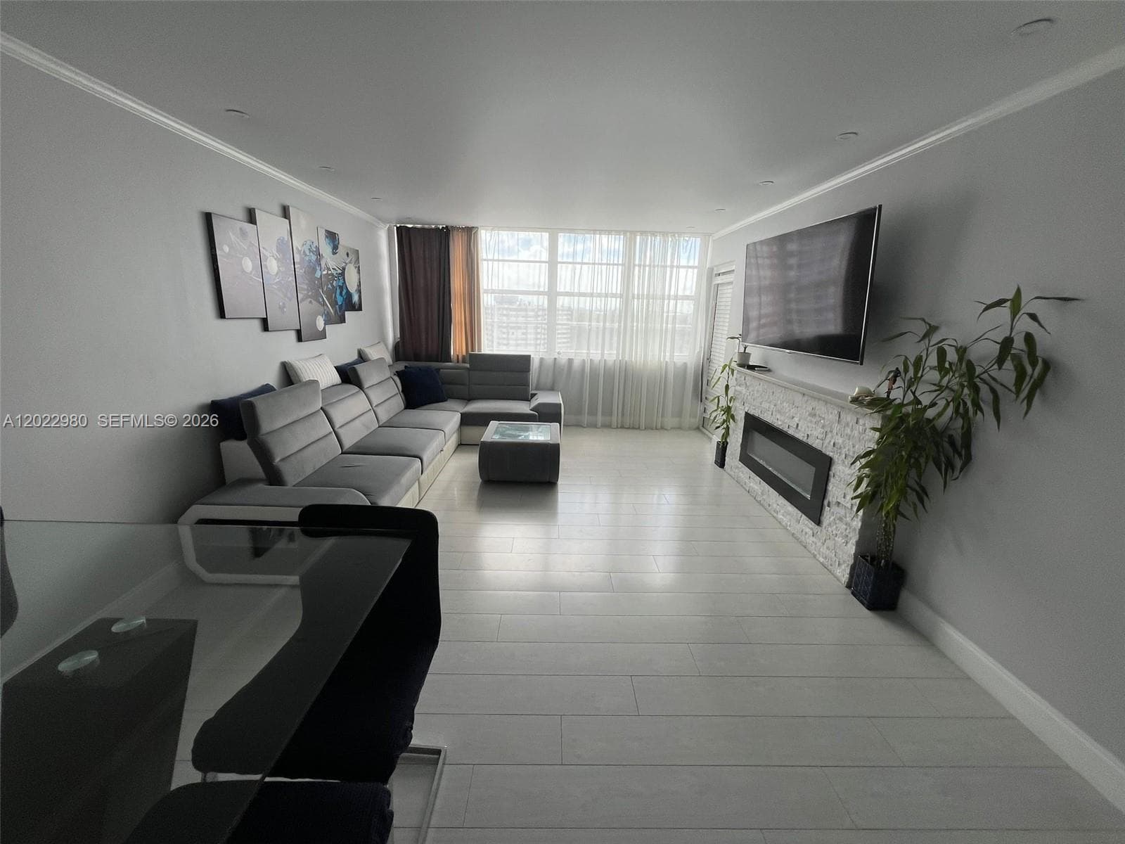 1301 NE Miami Gardens Dr # 1013W, Miami, FL 33179 photo 2