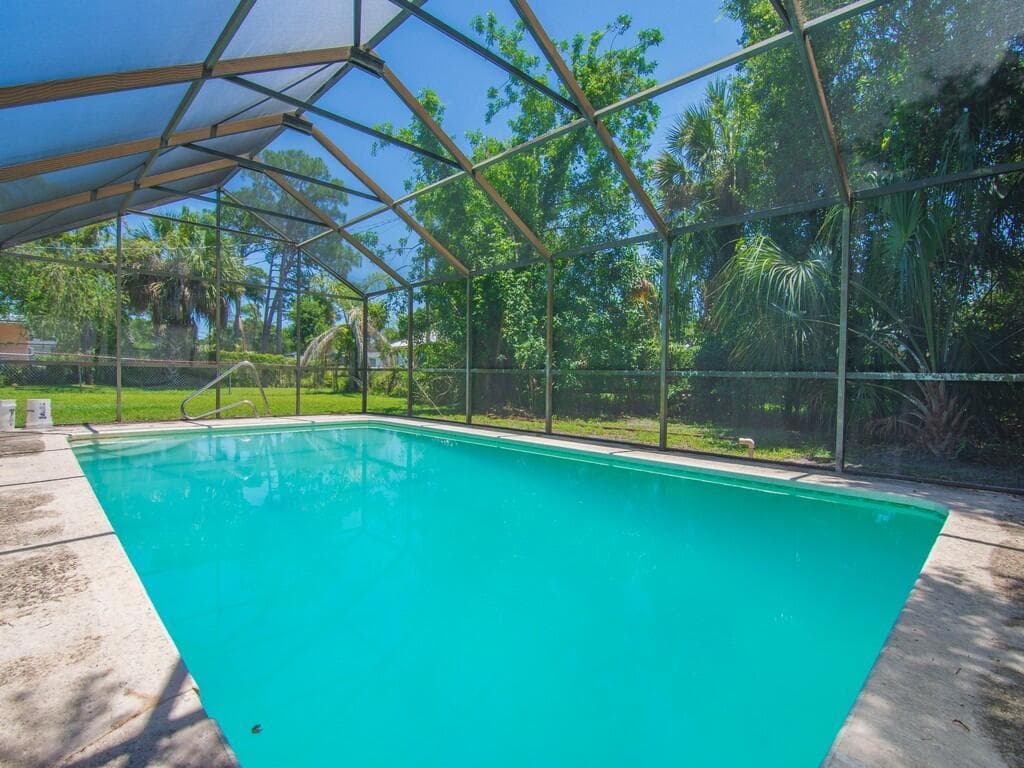7907 Lockwood Drive, Fort Pierce, FL 34951 photo 4
