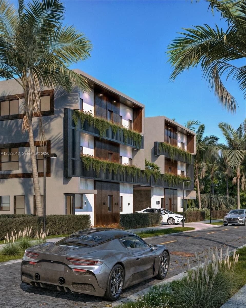 1534 SW 3rd St, Miami, FL 33135 photo 2