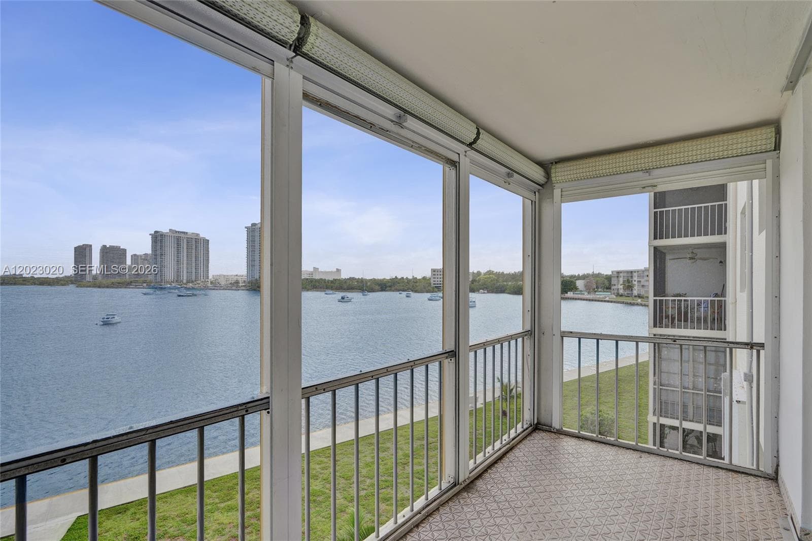 2920 Point East Dr # N408, Aventura, FL 33160