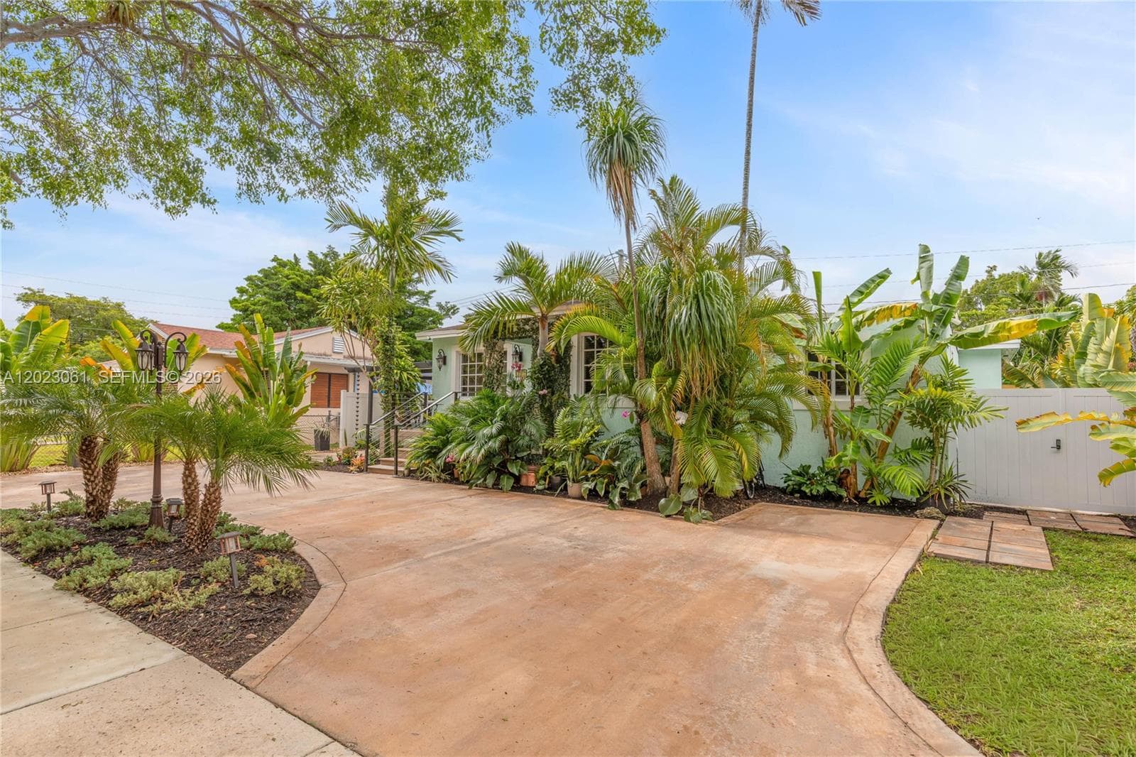 6520 SW 16th Ter, West Miami, FL 33155 photo 5