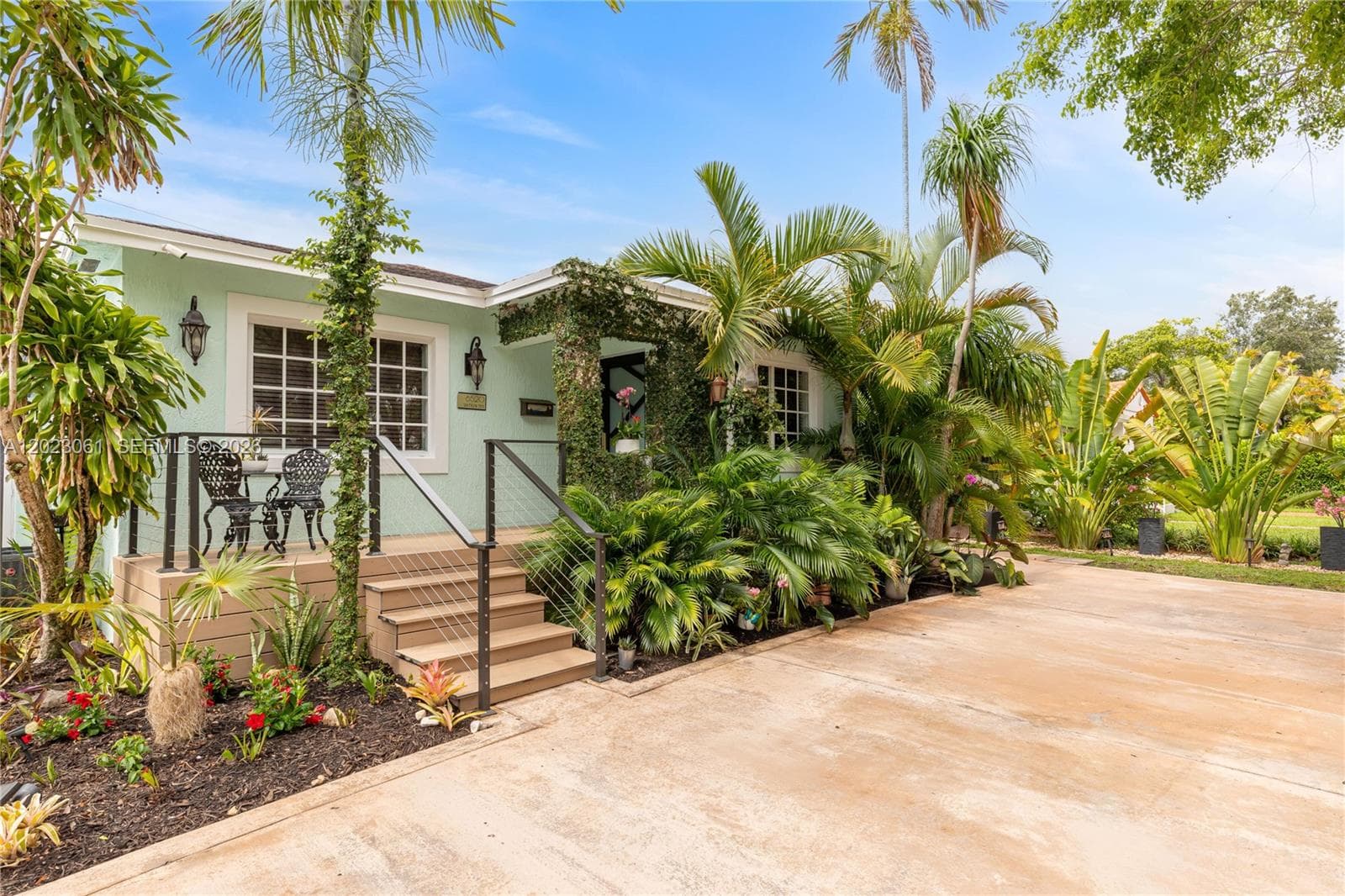 6520 SW 16th Ter, West Miami, FL 33155 photo 4