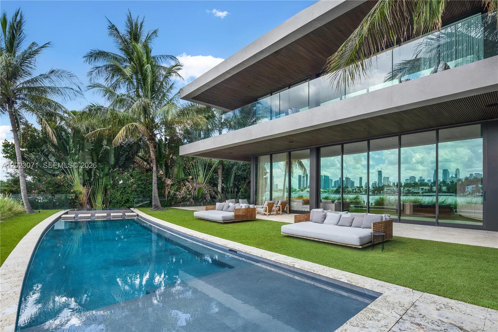 28 W Dilido Dr, Miami Beach, FL 33139 photo 4
