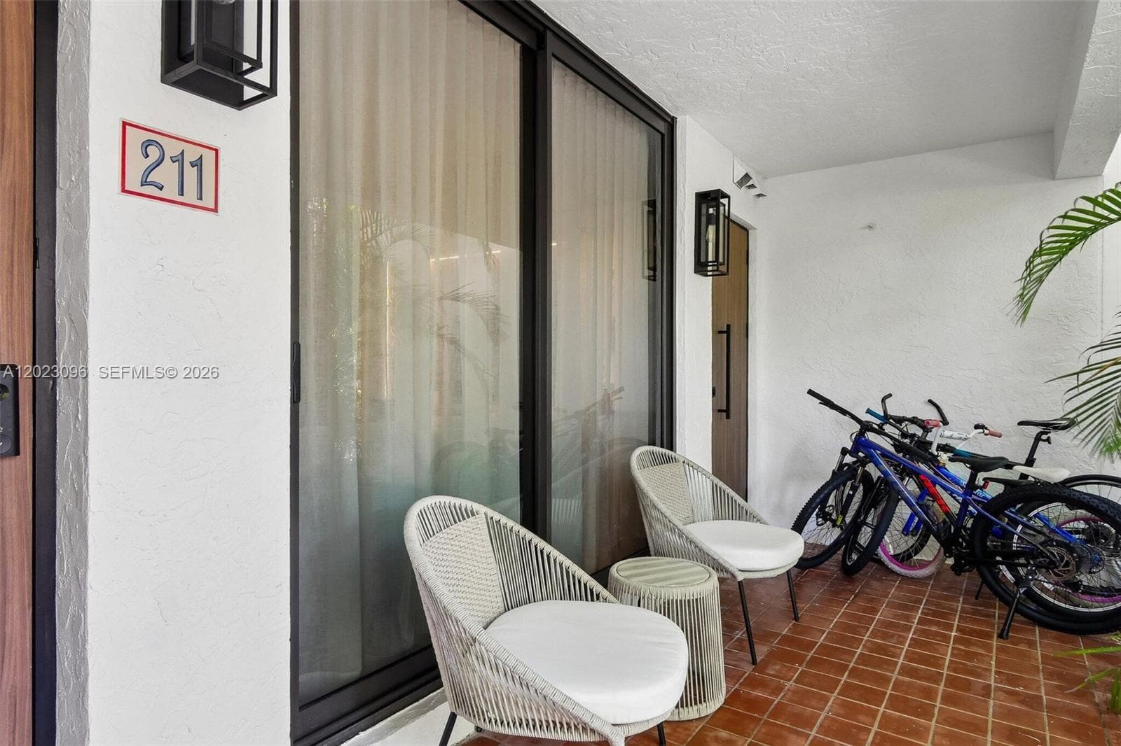 425 Grapetree Dr # 211, Key Biscayne, FL 33149 photo 3