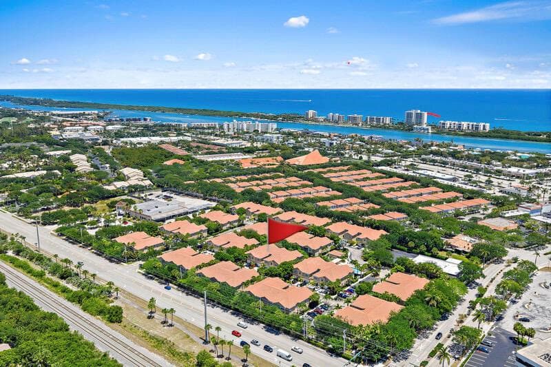 114 Lighthouse Circle # Unit C, Tequesta, FL 33469 photo 3