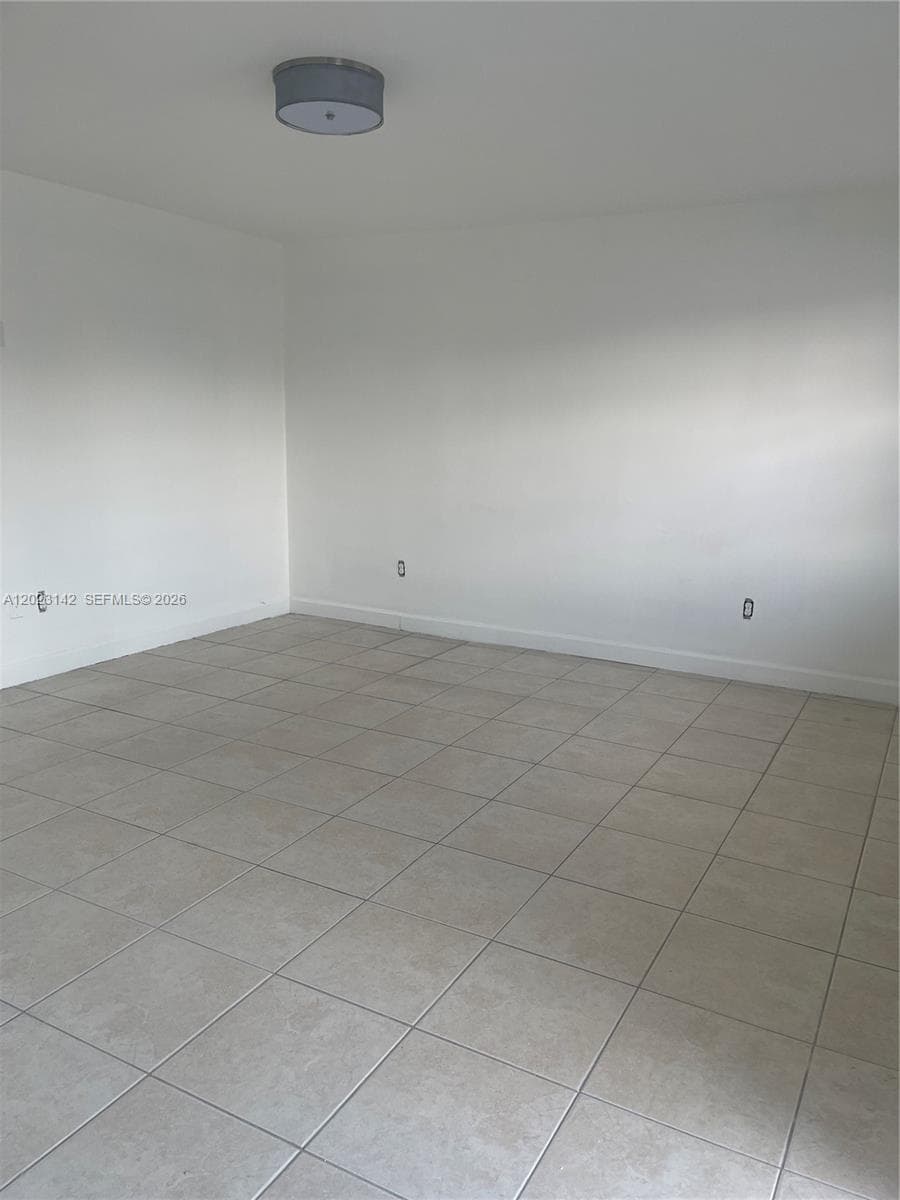 3410 SW 89th Ct, Miami, FL 33165 photo 4