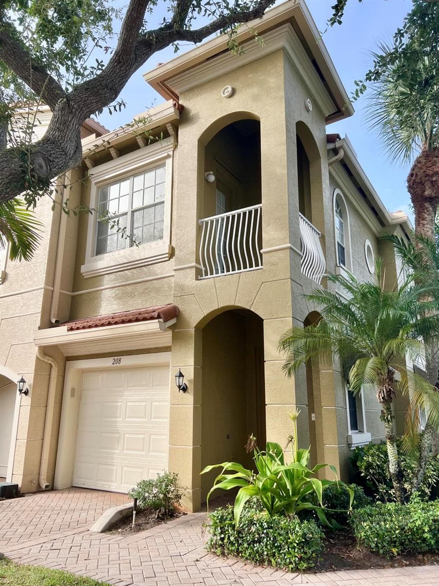 4930 Bonsai Circle # 208, Palm Beach Gardens, FL 33418 photo 2