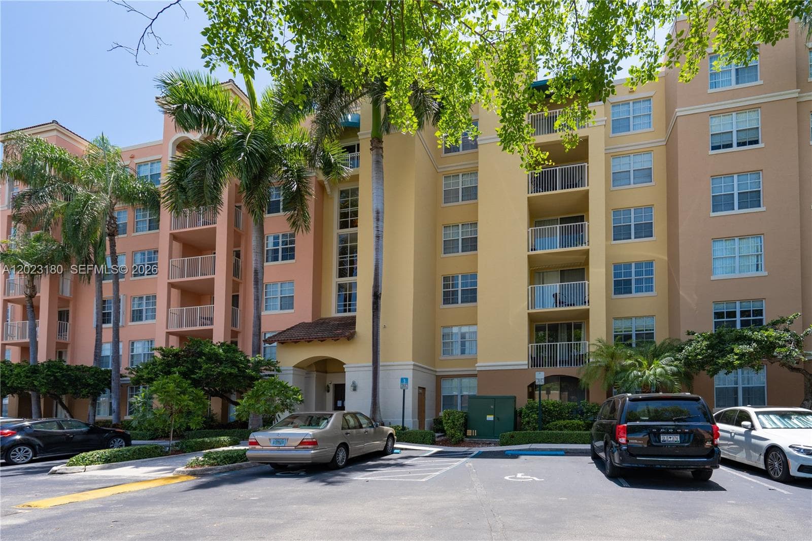 19601 E Country Club Dr # 7606, Aventura, FL 33180 photo 3