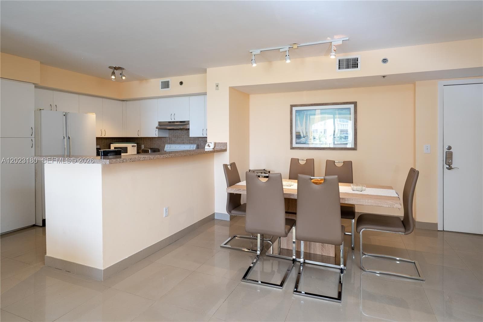 19601 E Country Club Dr # 7606, Aventura, FL 33180 photo 5