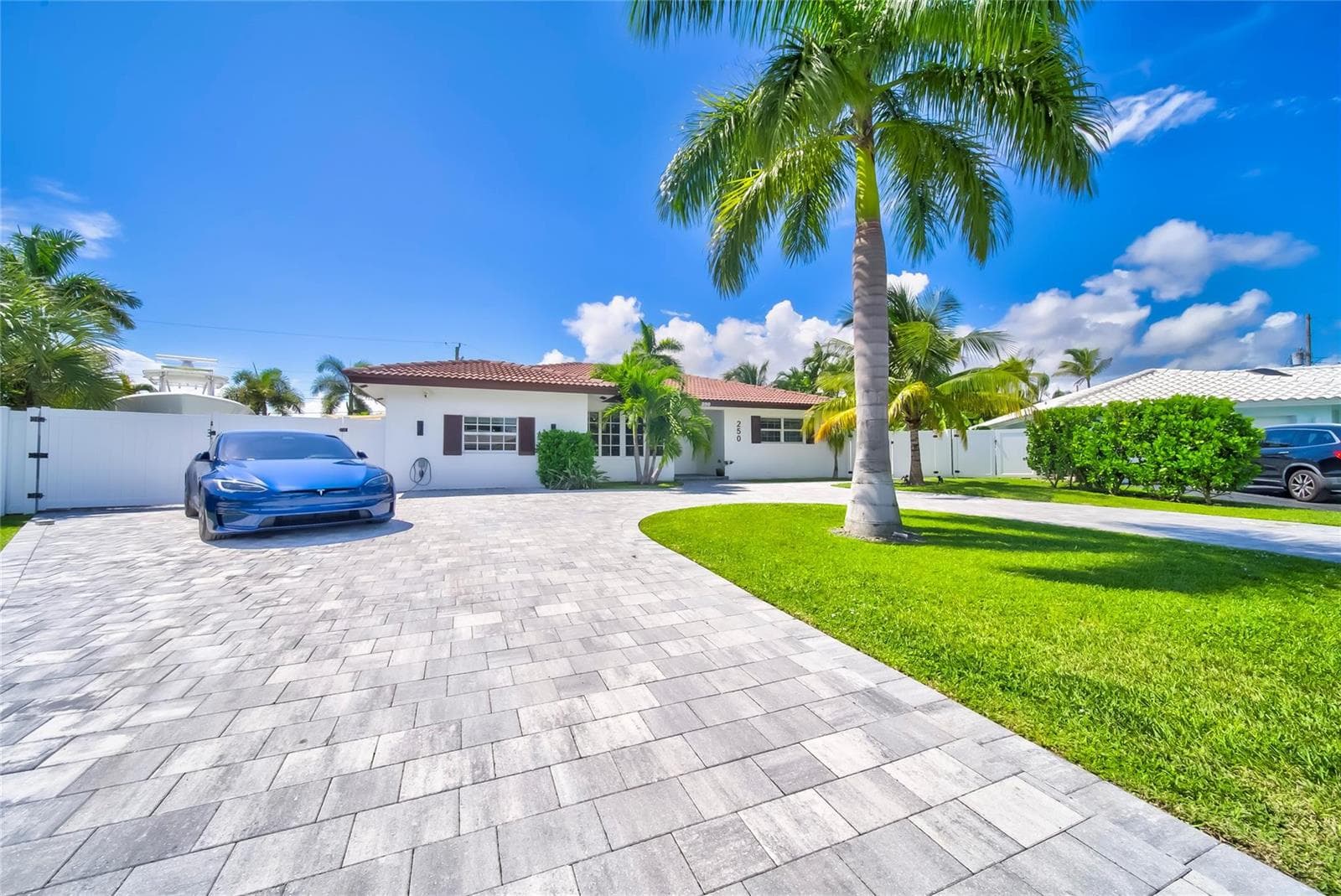 250 NE 27th Court, Boca Raton, FL 33431 photo 3