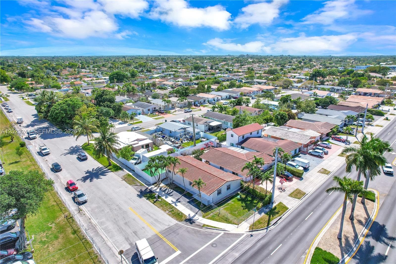 2400 SW 103rd Ct, Miami, FL 33165 photo 3