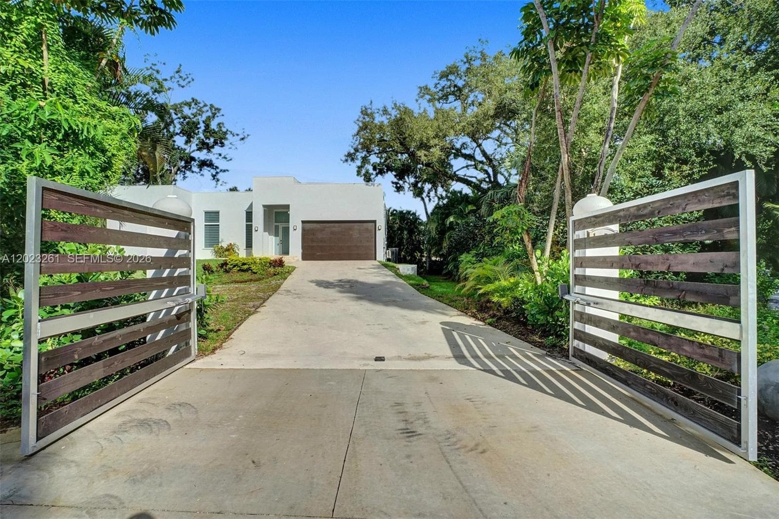 1759 SW 30th Pl, Fort Lauderdale, FL 33315 photo 2