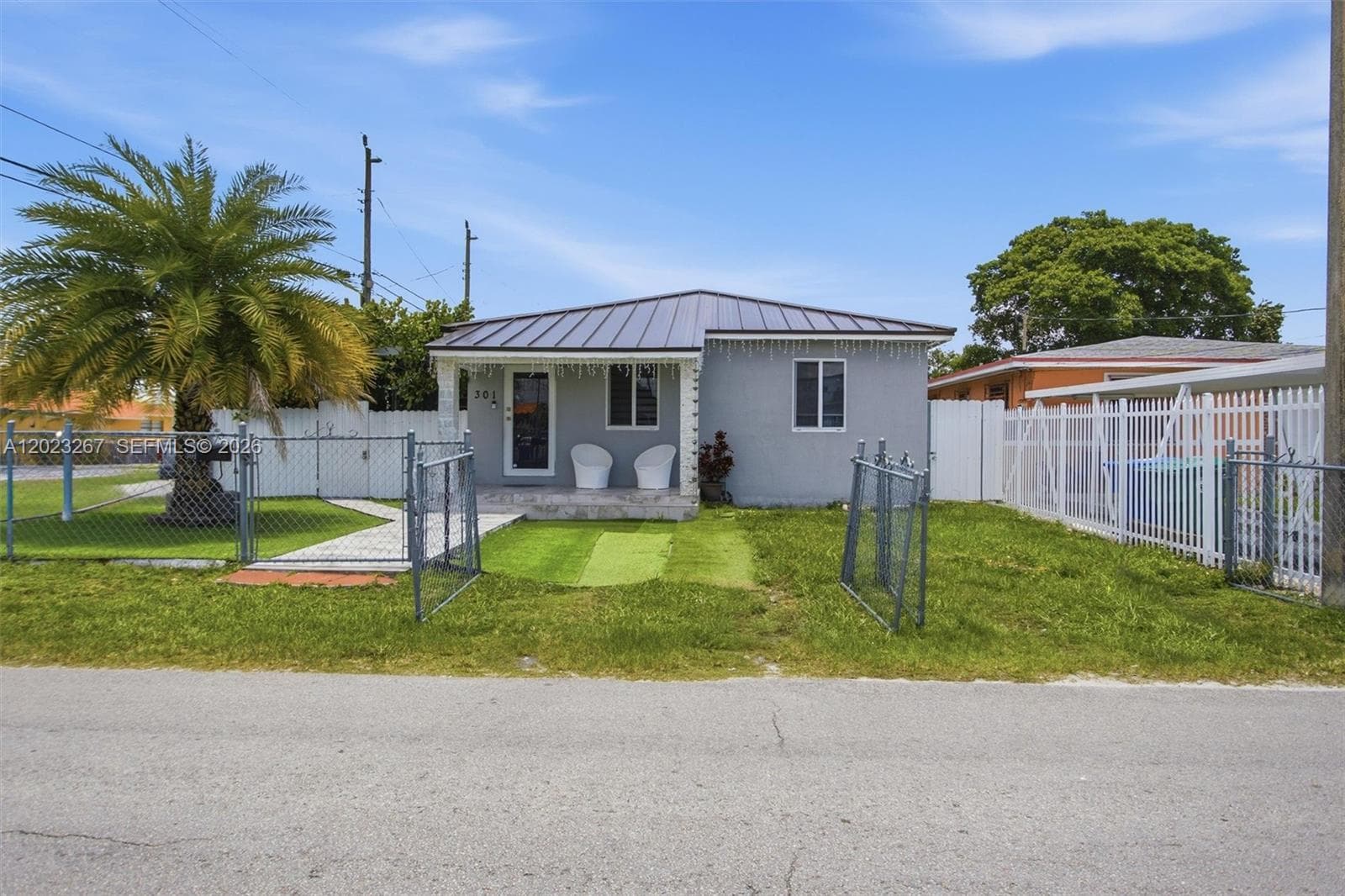 301 SW 36th Ave, Miami, FL 33135 photo 2