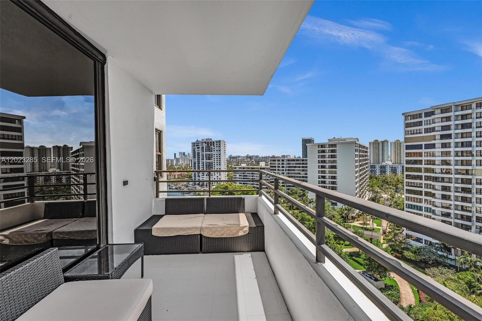 2500 Parkview Dr # 1514, Hallandale Beach, FL 33009 photo 4