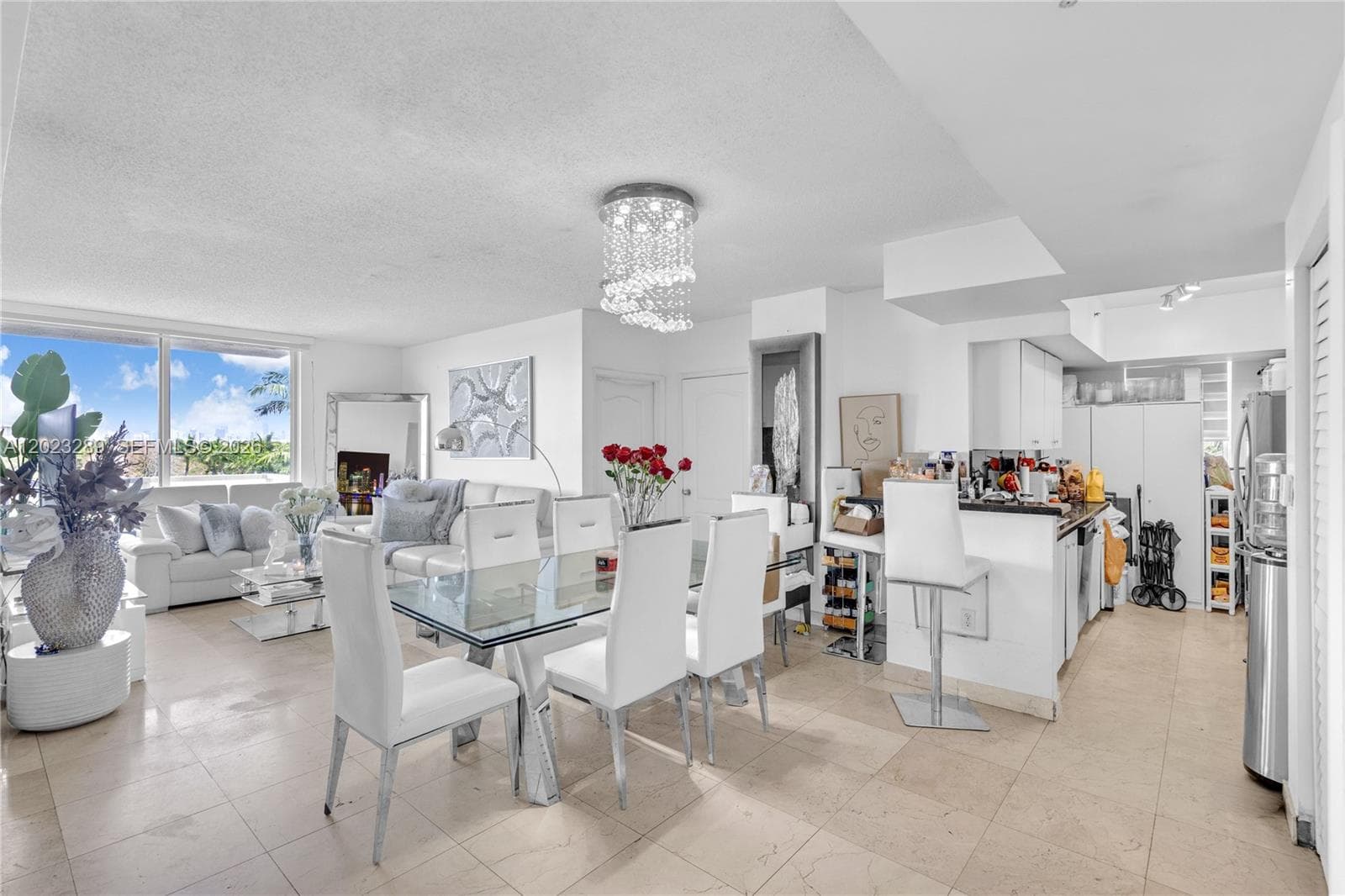 5077 NW 7th St # 517, Miami, FL 33126 photo 2