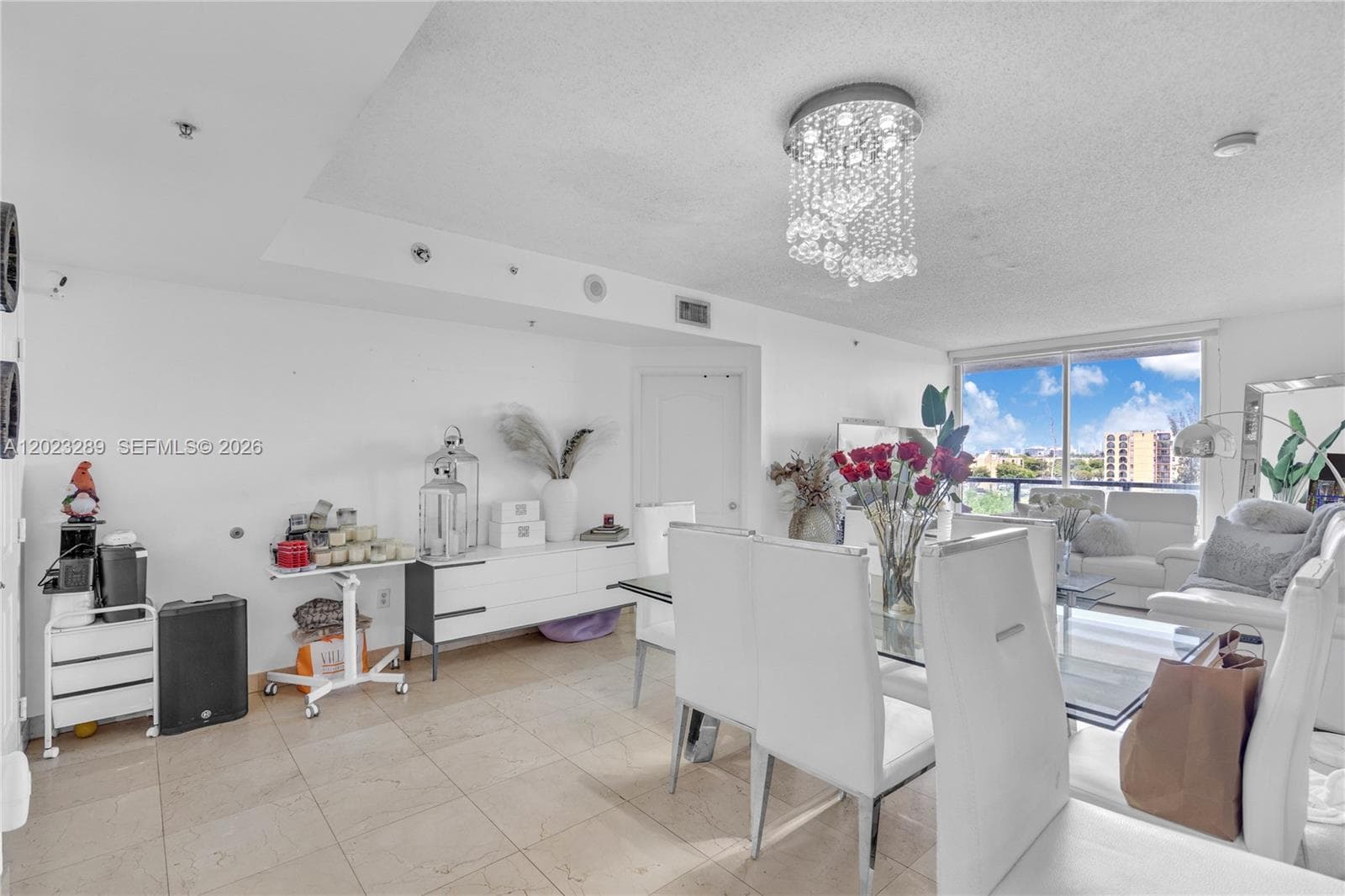 5077 NW 7th St # 517, Miami, FL 33126 photo 3