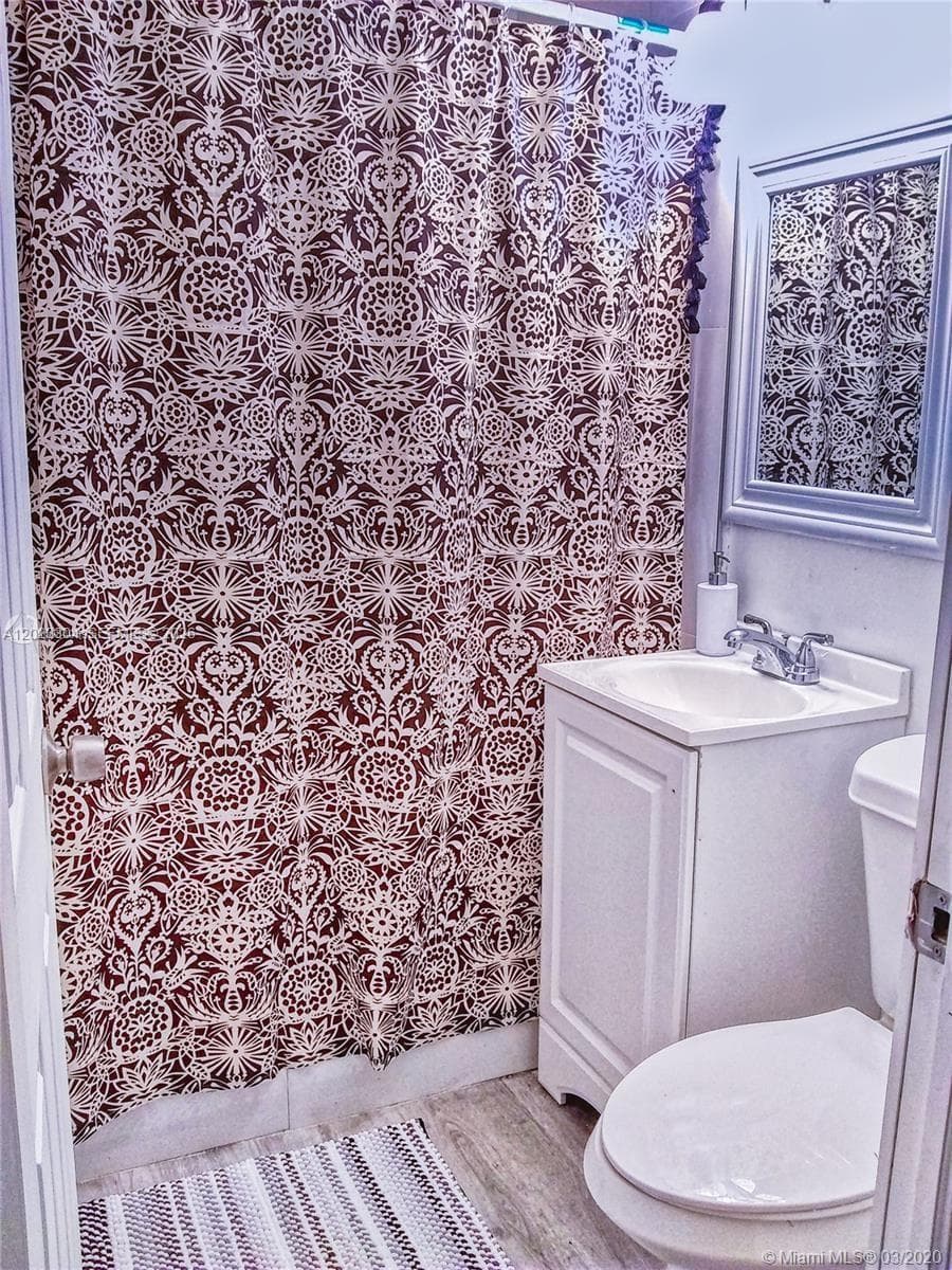 142 NE 56th St # c, Miami, FL 33137 photo 2