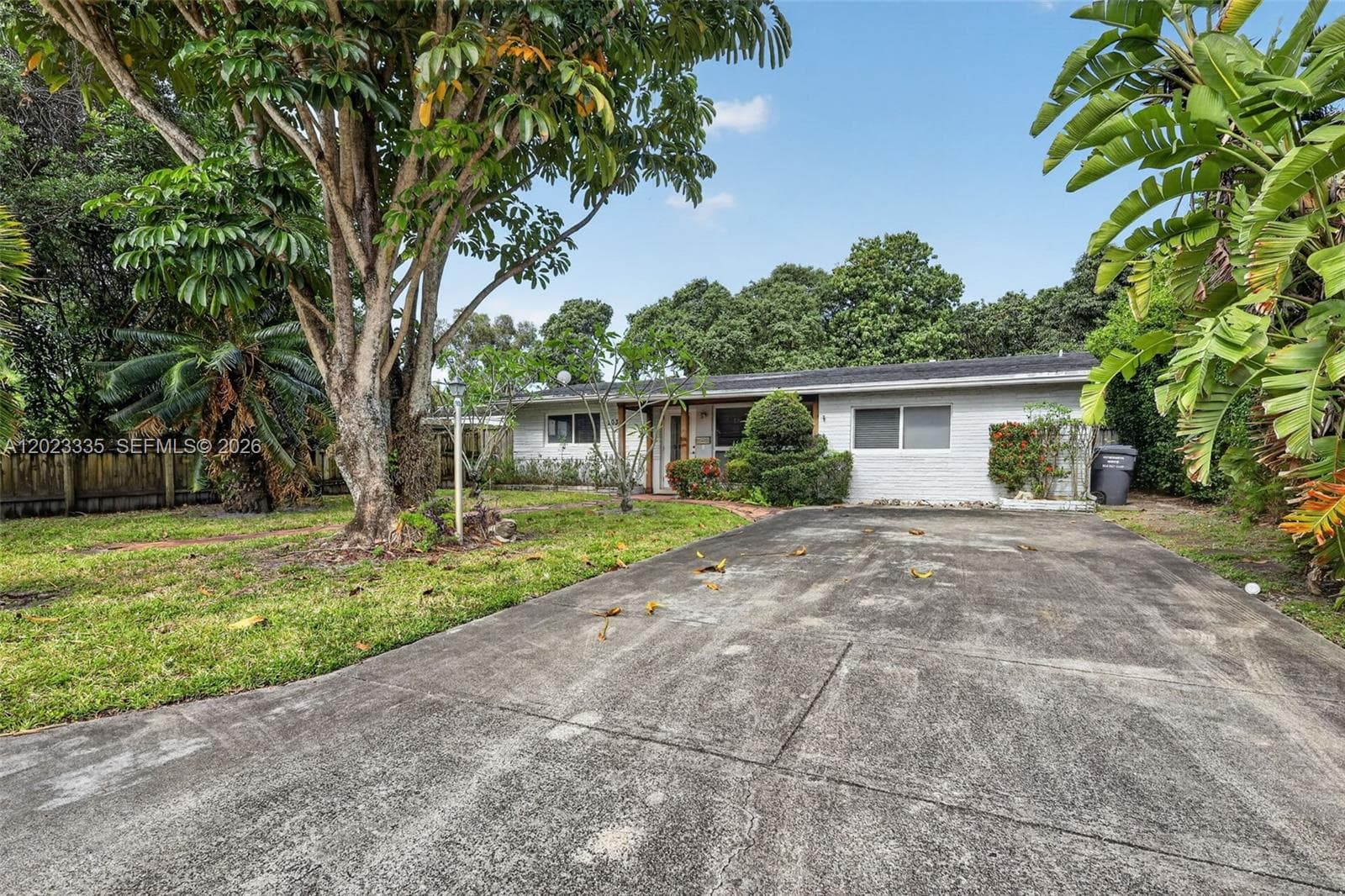 2030 N 57th Ter, Hollywood, FL 33021 photo 2