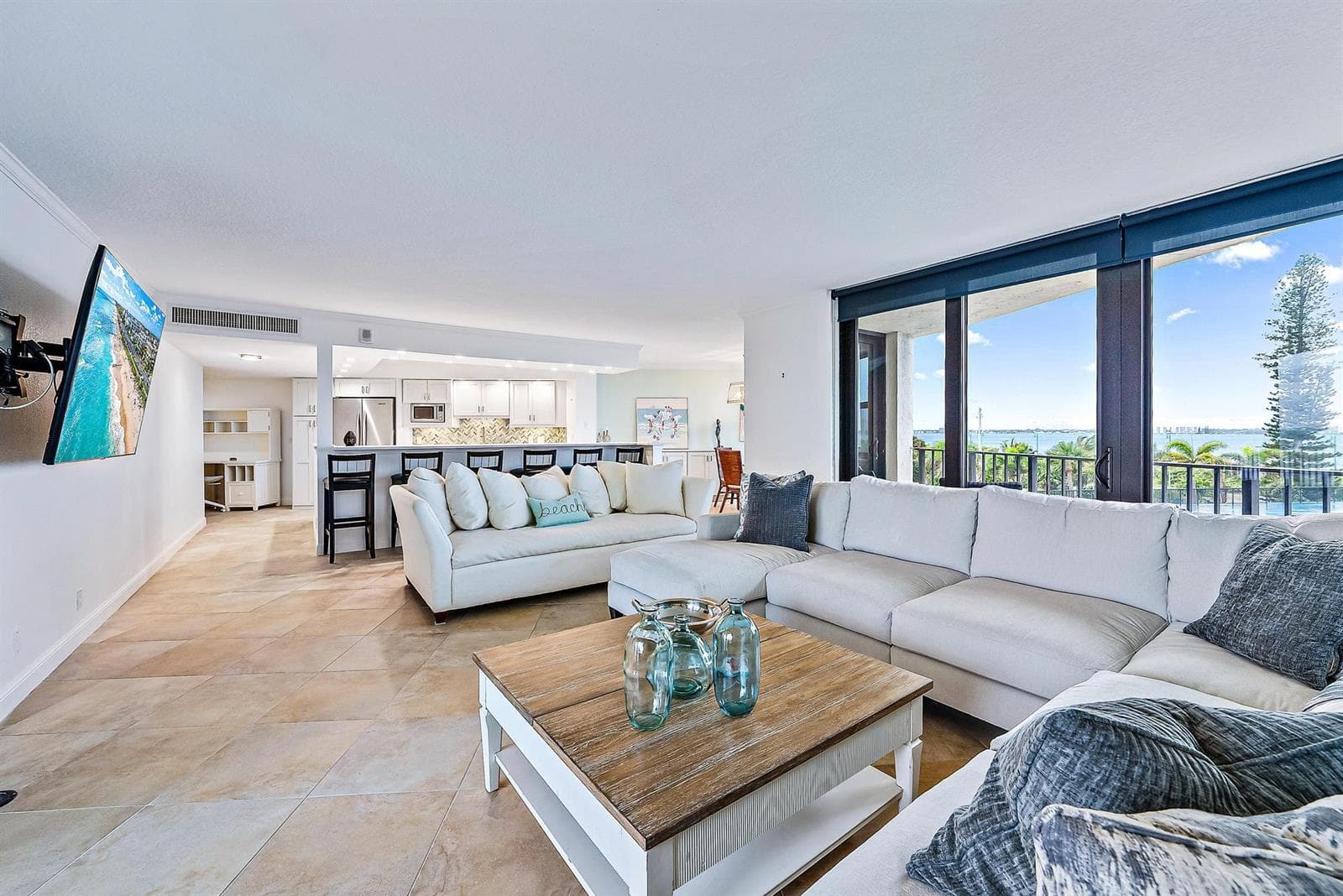 5420 N Ocean Drive # 305, Singer Island, FL 33404 photo 2