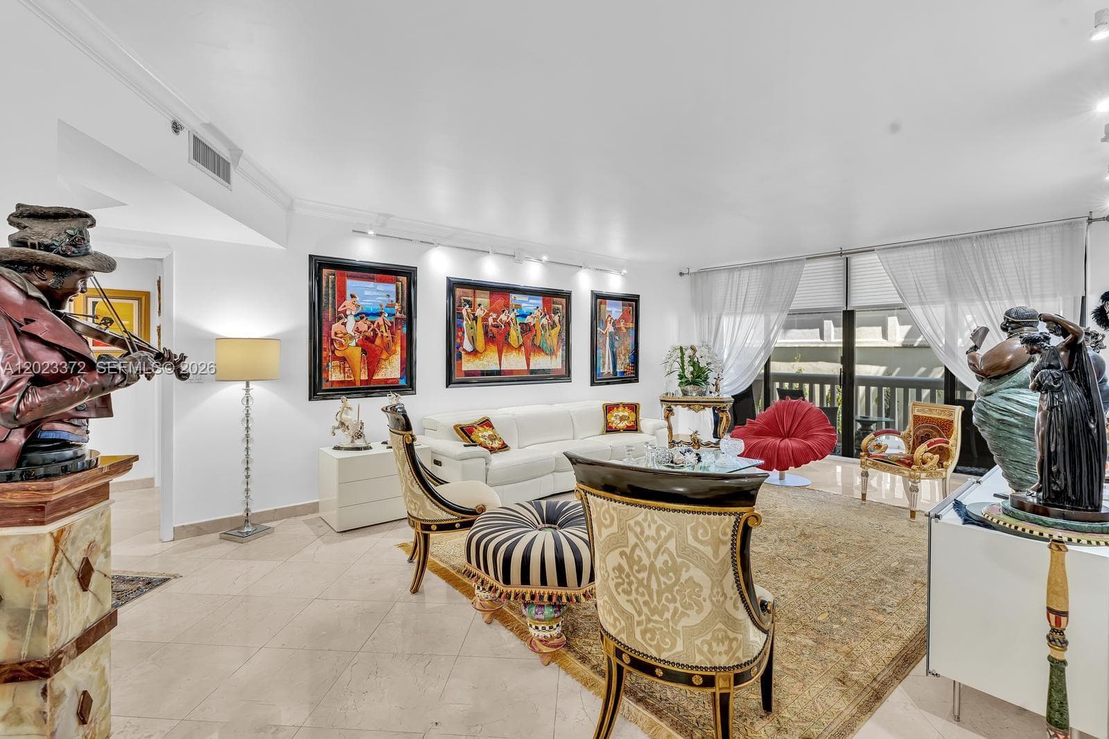 2000 Island Blvd # 305, Aventura, FL 33160 photo 4