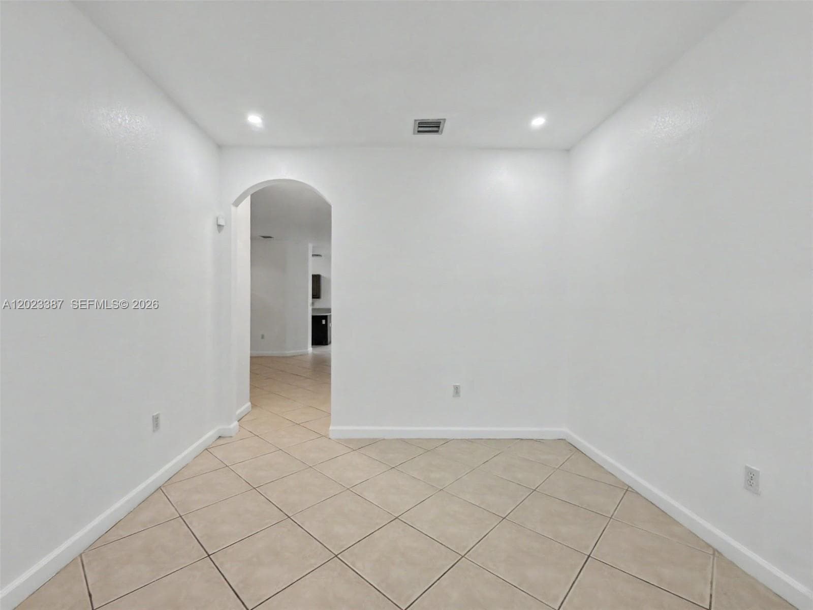 9267 SW 220th Ter, Cutler Bay, FL 33190 photo 5