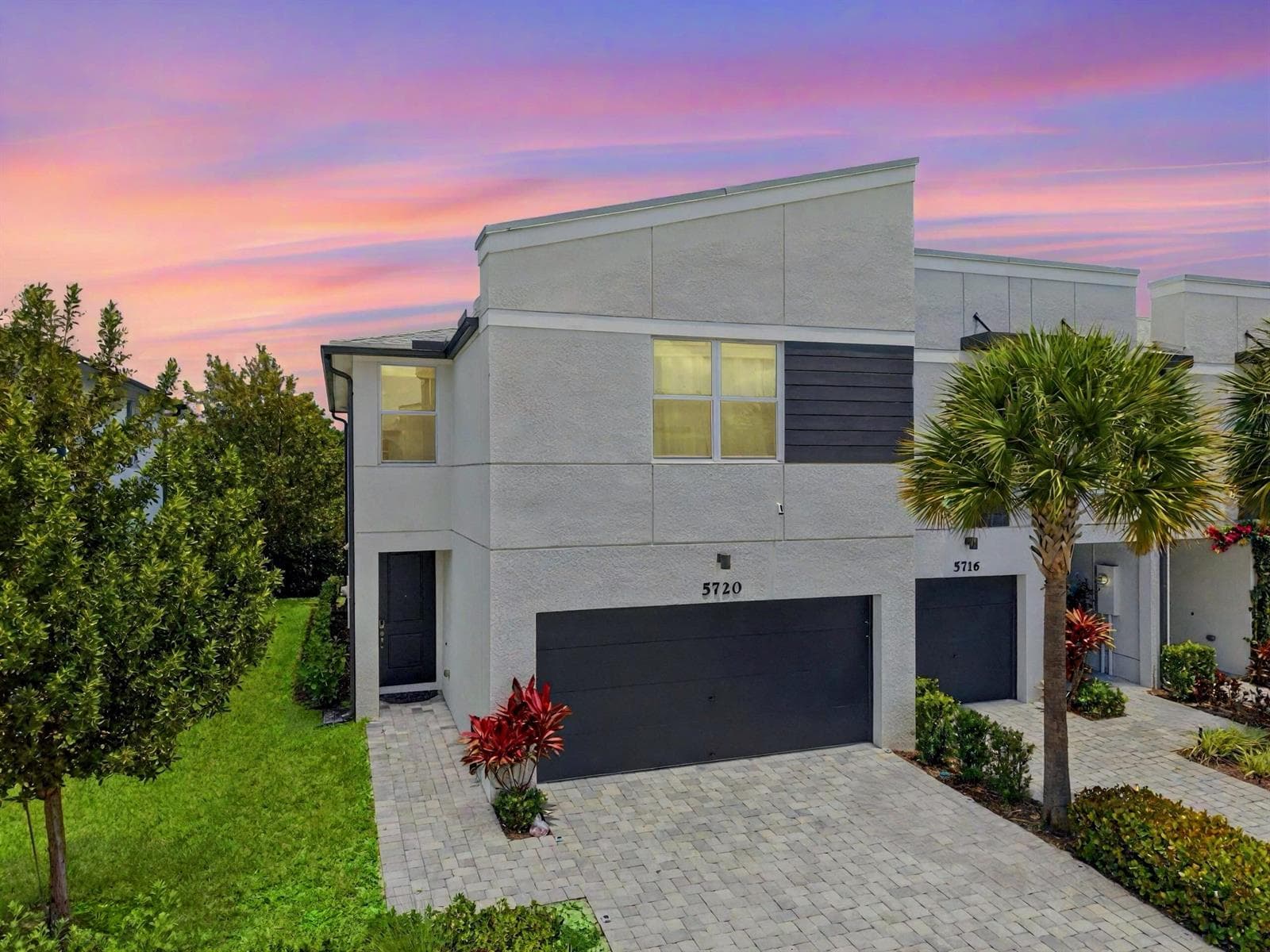 5720 Mentmore Drive, West Palm Beach, FL 33407 photo 2