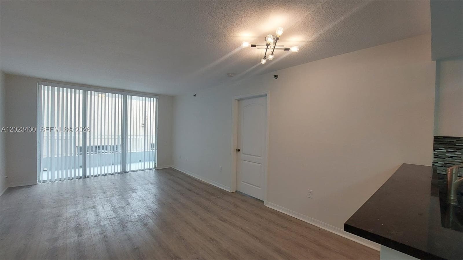 2642 Collins Ave # 408, Miami Beach, FL 33140 photo 2