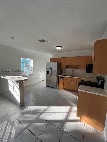 2411 NW 65th St, Miami, FL 33147 photo 5