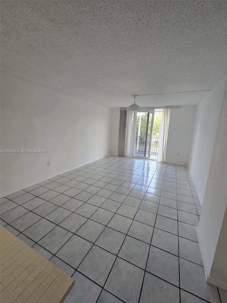 16950 W Dixie Hwy # B320, North Miami Beach, FL 33160 photo 4