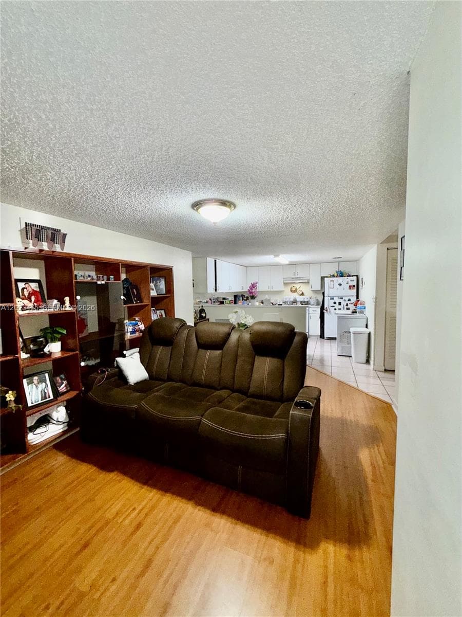 4725 SW 62nd Ave # 104, Davie, FL 33314 photo 5