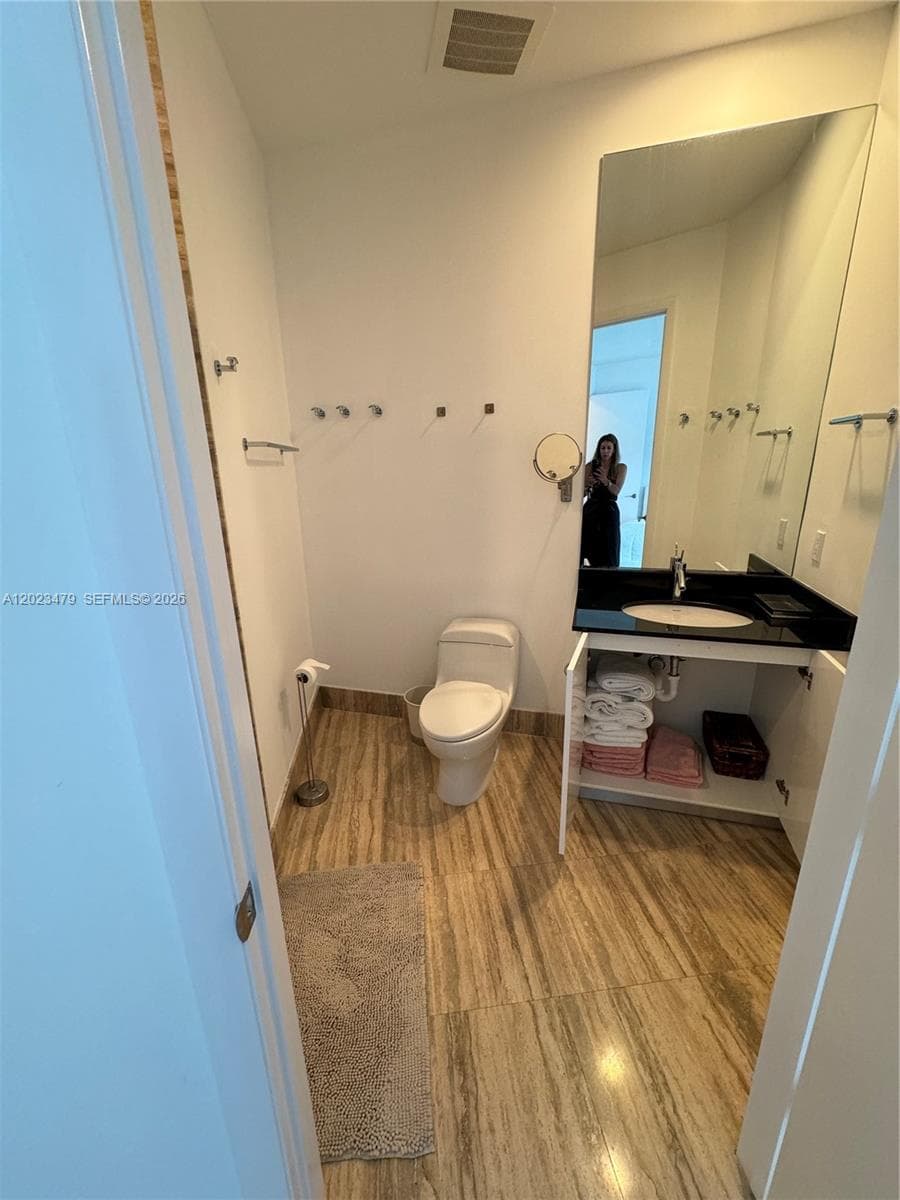 16001 Collins Ave # 4006, Sunny Isles Beach, FL 33160 photo 2