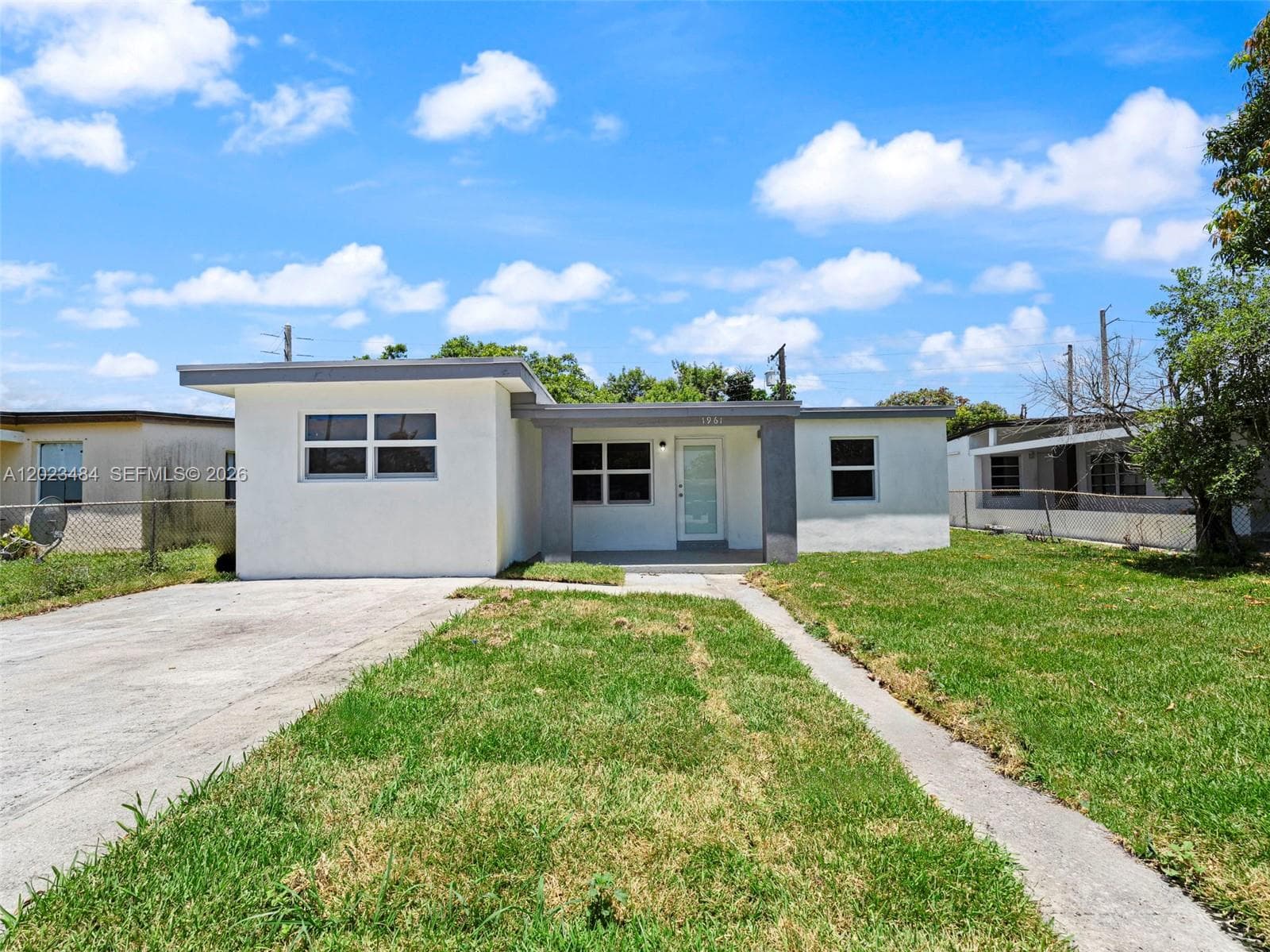 1961 Rutland St, Opa-Locka, FL 33054 photo 2