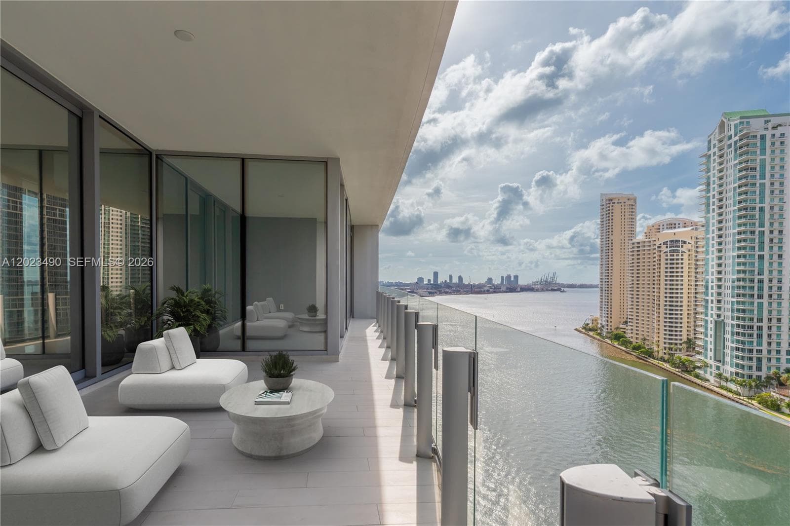 300 Biscayne Blvd Way # 1704, Miami, FL 33131