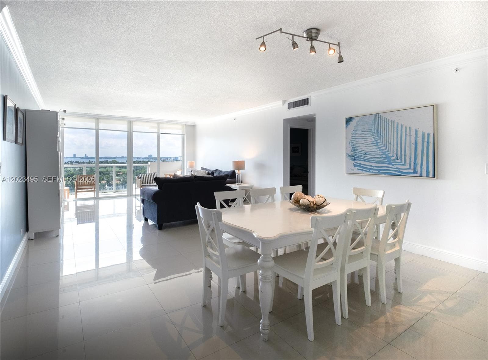 5601 Collins Ave # 1420, Miami Beach, FL 33140 photo 3