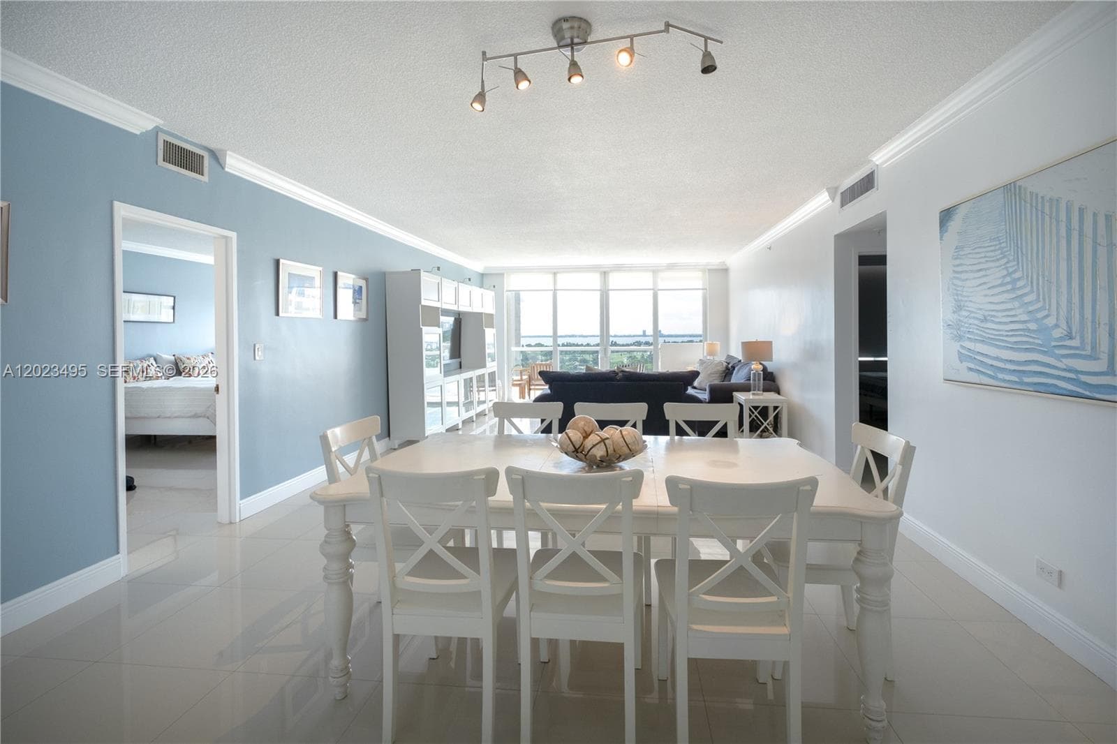 5601 Collins Ave # 1420, Miami Beach, FL 33140