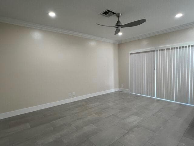 239 Leland Lane, FL 33463 photo 3