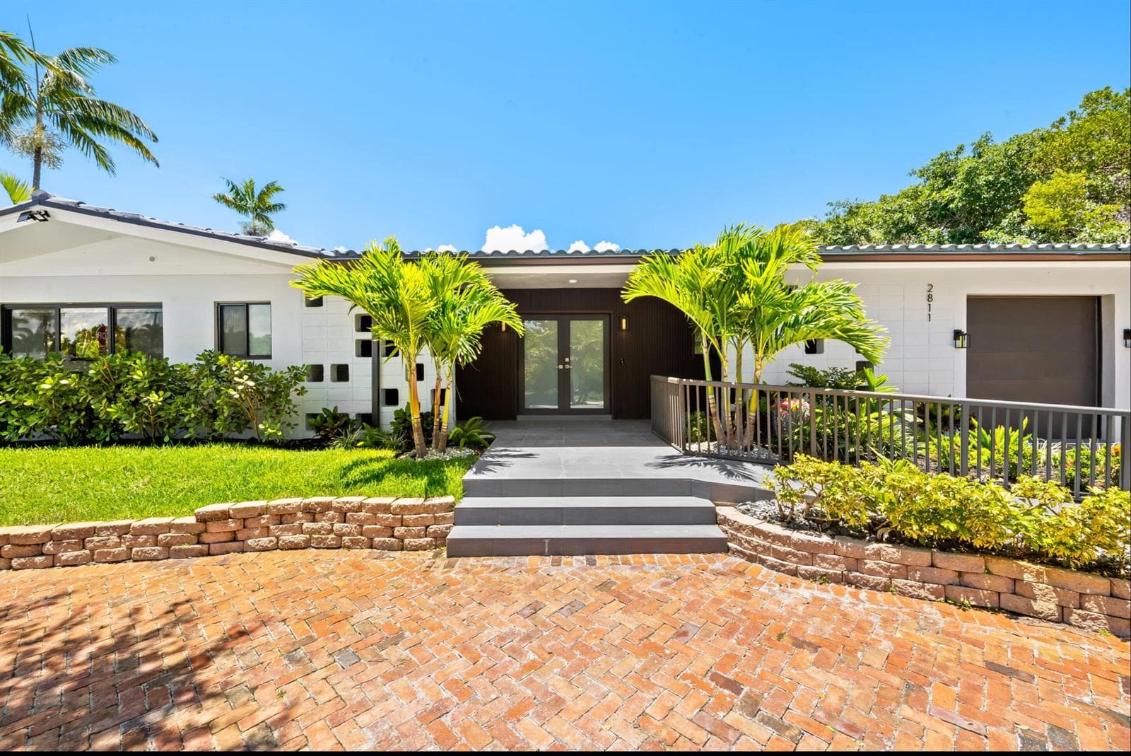 2811 NE 53rd Court, Lighthouse Point, FL 33064 photo 2