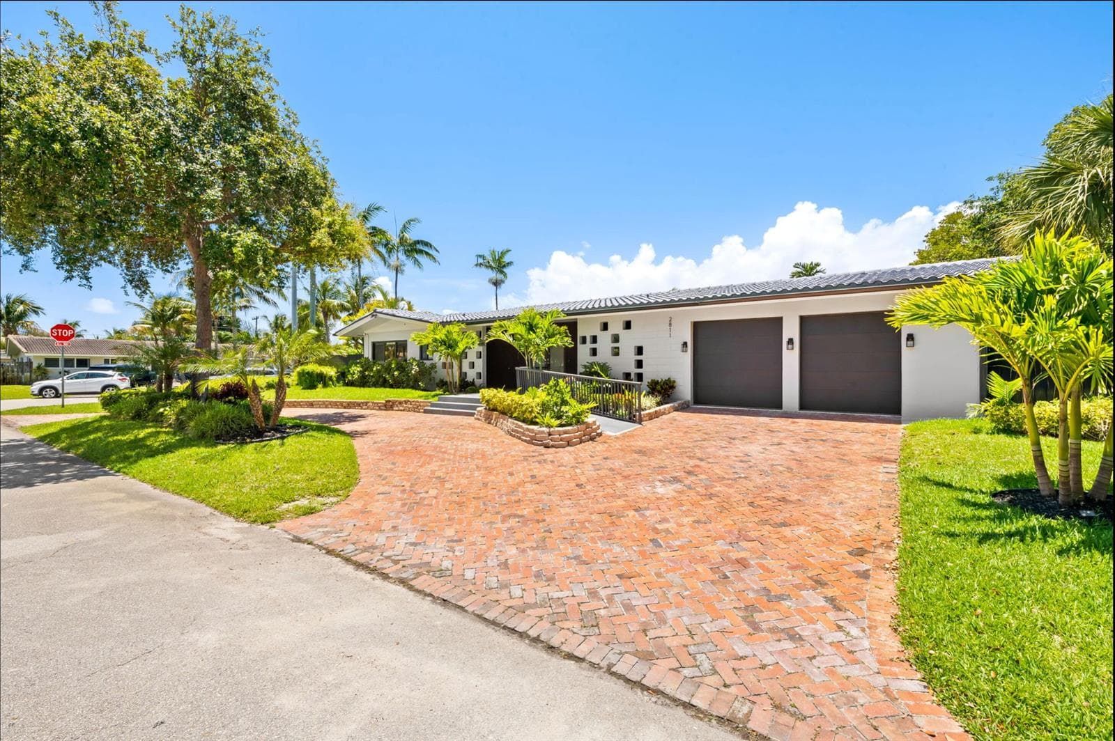 2811 NE 53rd Court, Lighthouse Point, FL 33064 photo 3