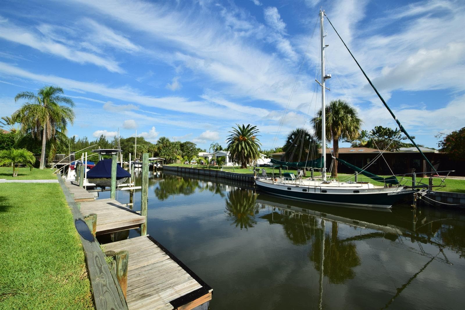 705 Bahia Mar Road, FL photo 2