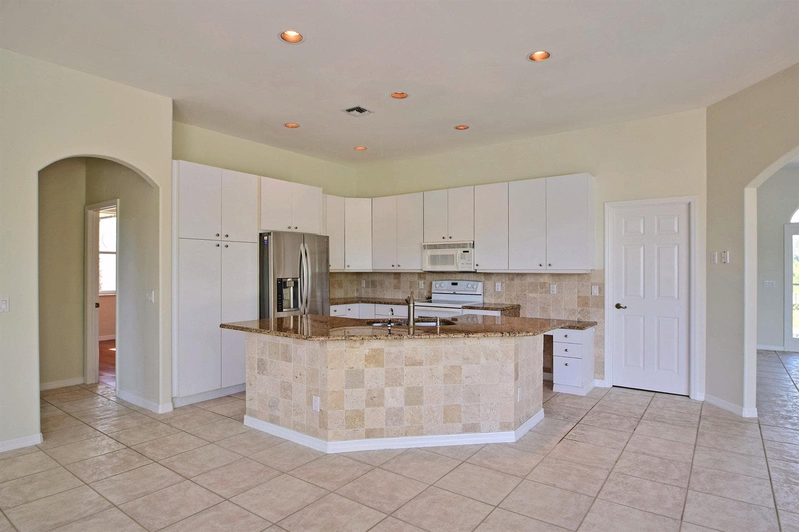705 Bahia Mar Road, FL photo 4