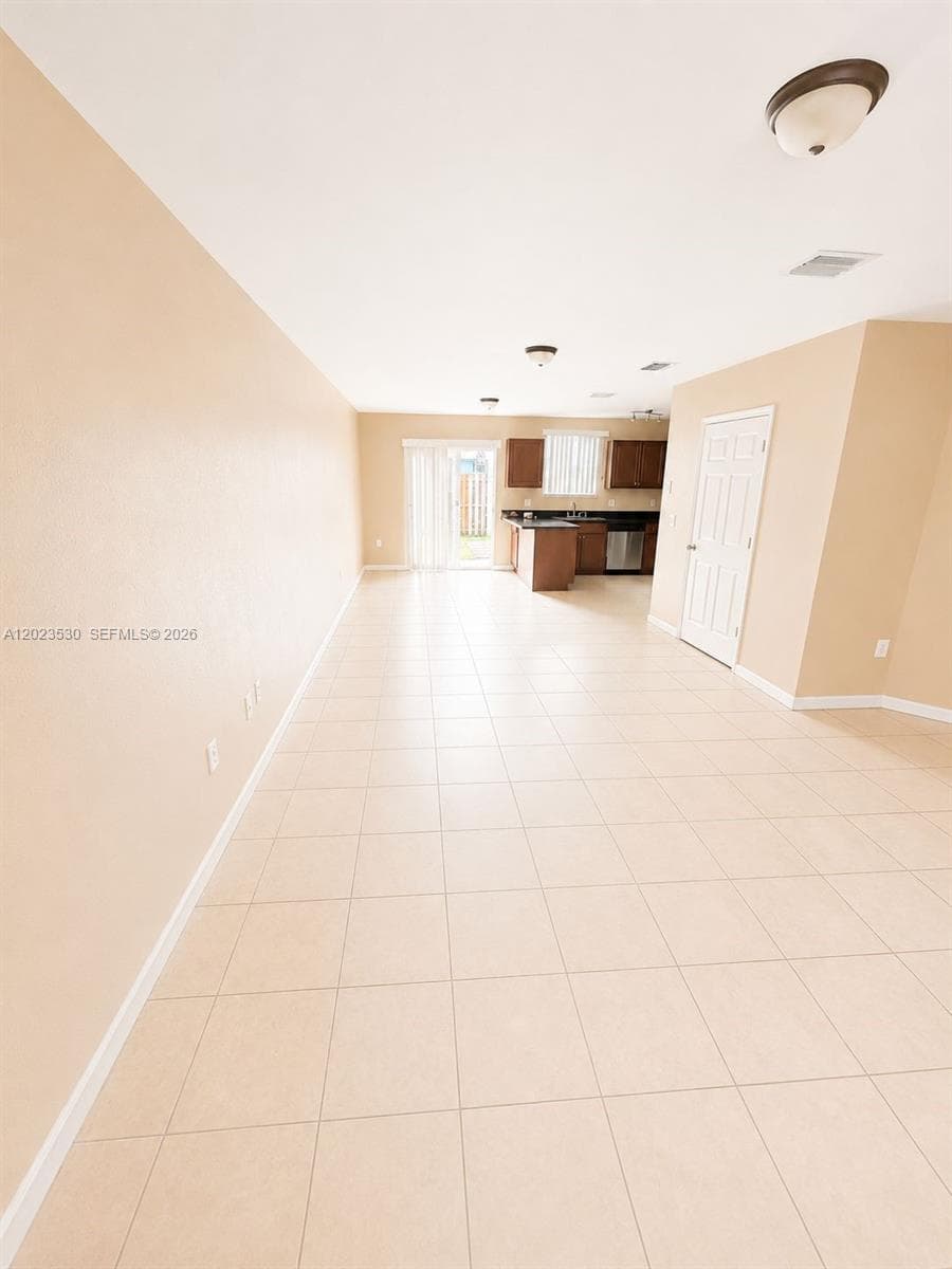 1827 NW 142nd Ln, Opa-Locka, FL 33054 photo 5
