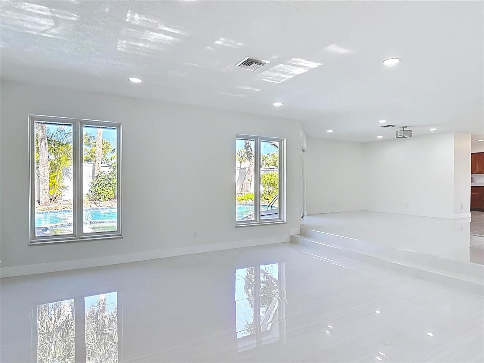 1200 Poitras Drive, Vero Beach, FL 32963 photo 3