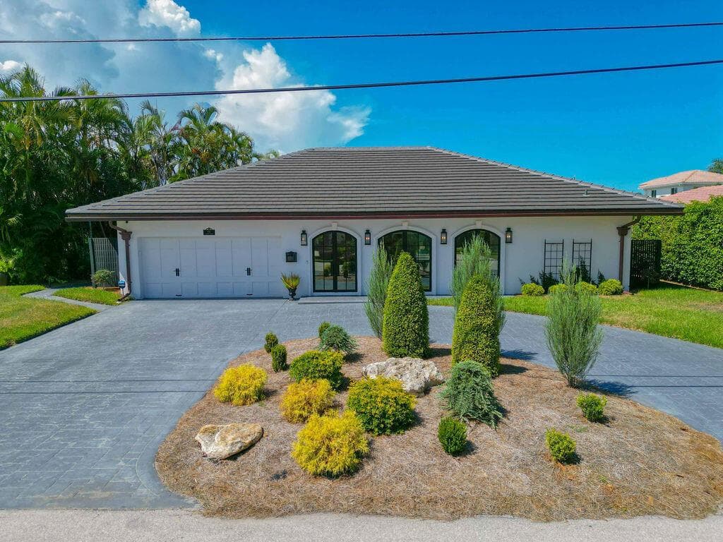 713 Forsyth Street, Boca Raton, FL 33487 photo 2