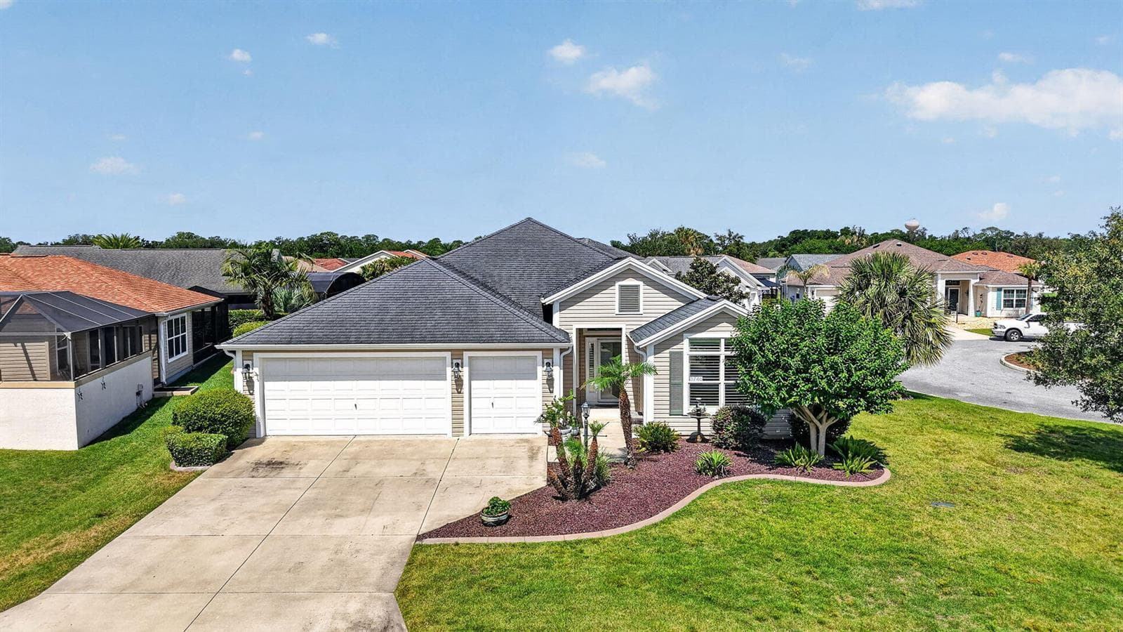 3746 New Moon Avenue, The Villages, FL 32163 photo 3