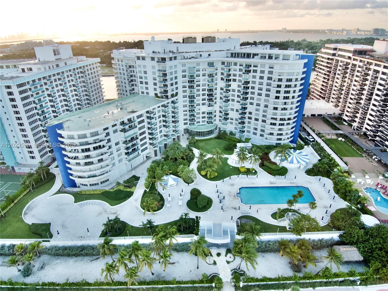 5151 Collins Ave # 428, Miami Beach, FL 33140