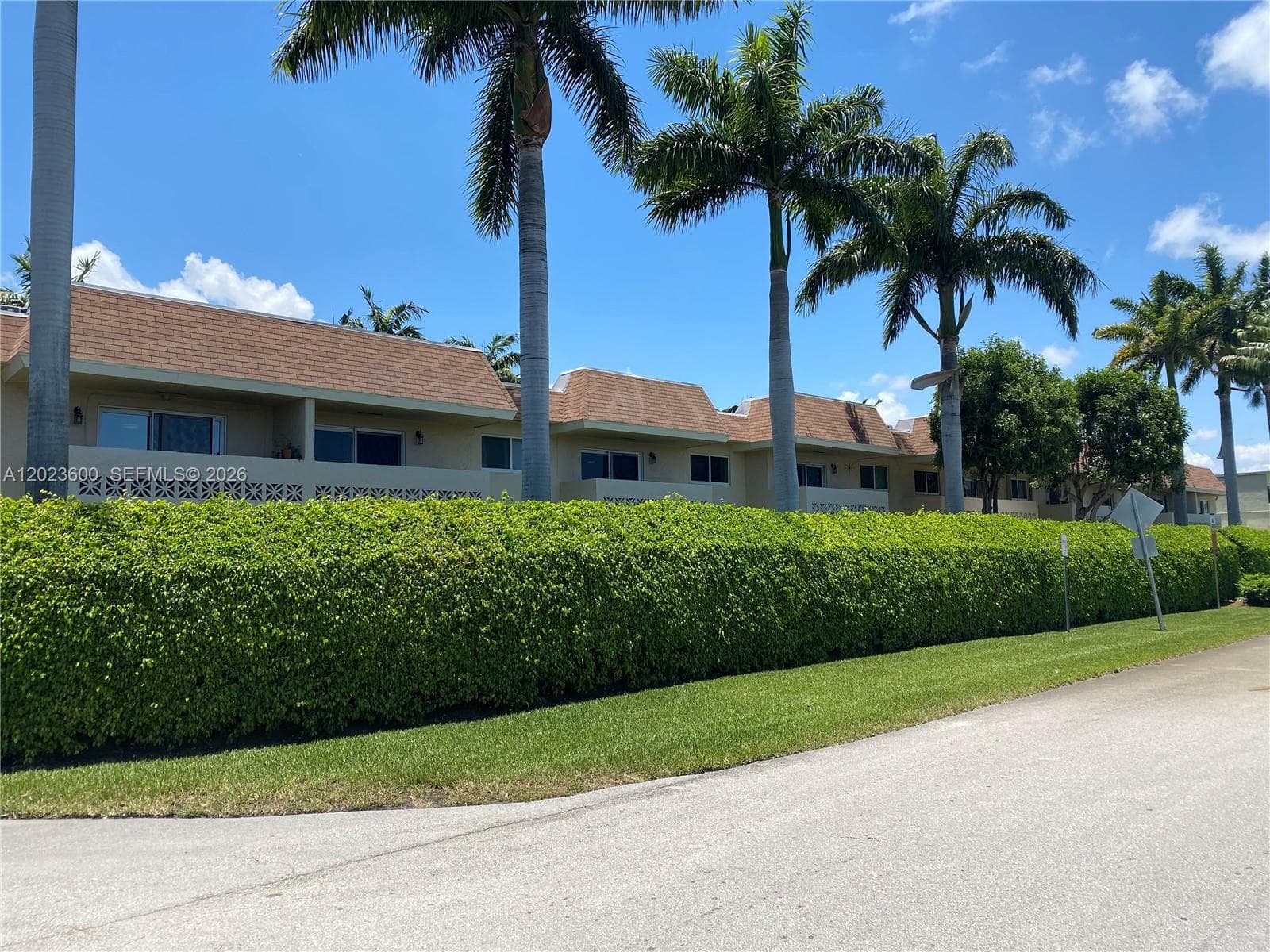 14500 SW 88th Ave # 224, Palmetto Bay, FL 33176 photo 2