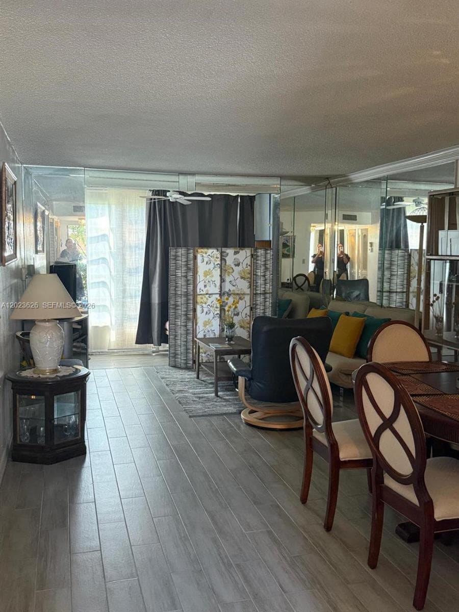 9401 Sunrise Lakes Blvd # 109, Sunrise, FL 33322 photo 2
