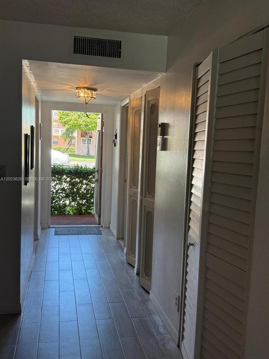 9401 Sunrise Lakes Blvd # 109, Sunrise, FL 33322 photo 5