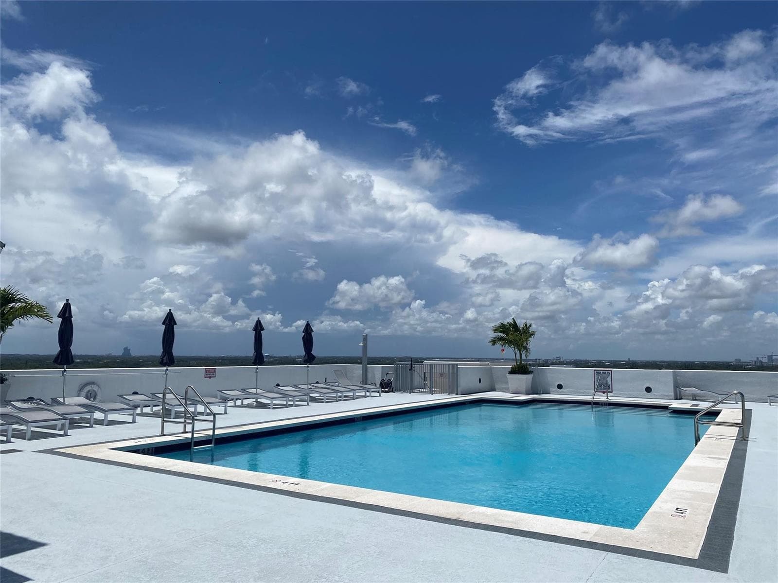 1830 Radius Drive, Hollywood, FL 33020 photo 2