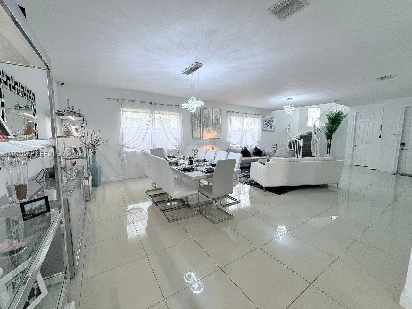 9907 NW 87th Ter, Doral, FL 33178 photo 4